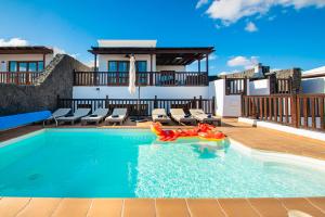 big-playa-blanca-villa-vista-rey-private-heated-pool
